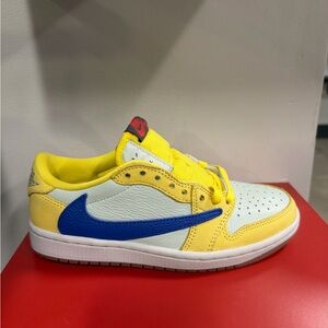 Travis Scott retro 1 canary NEW